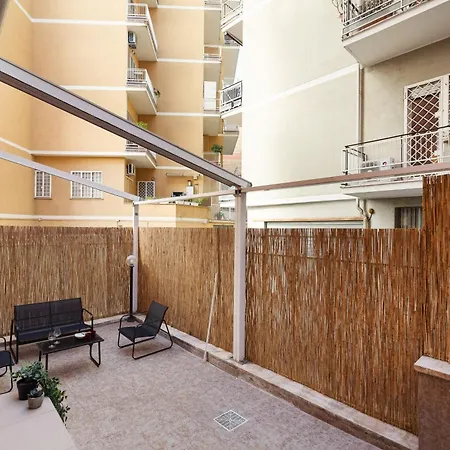 Apartment Daniel's Terrace Pamphili Rome